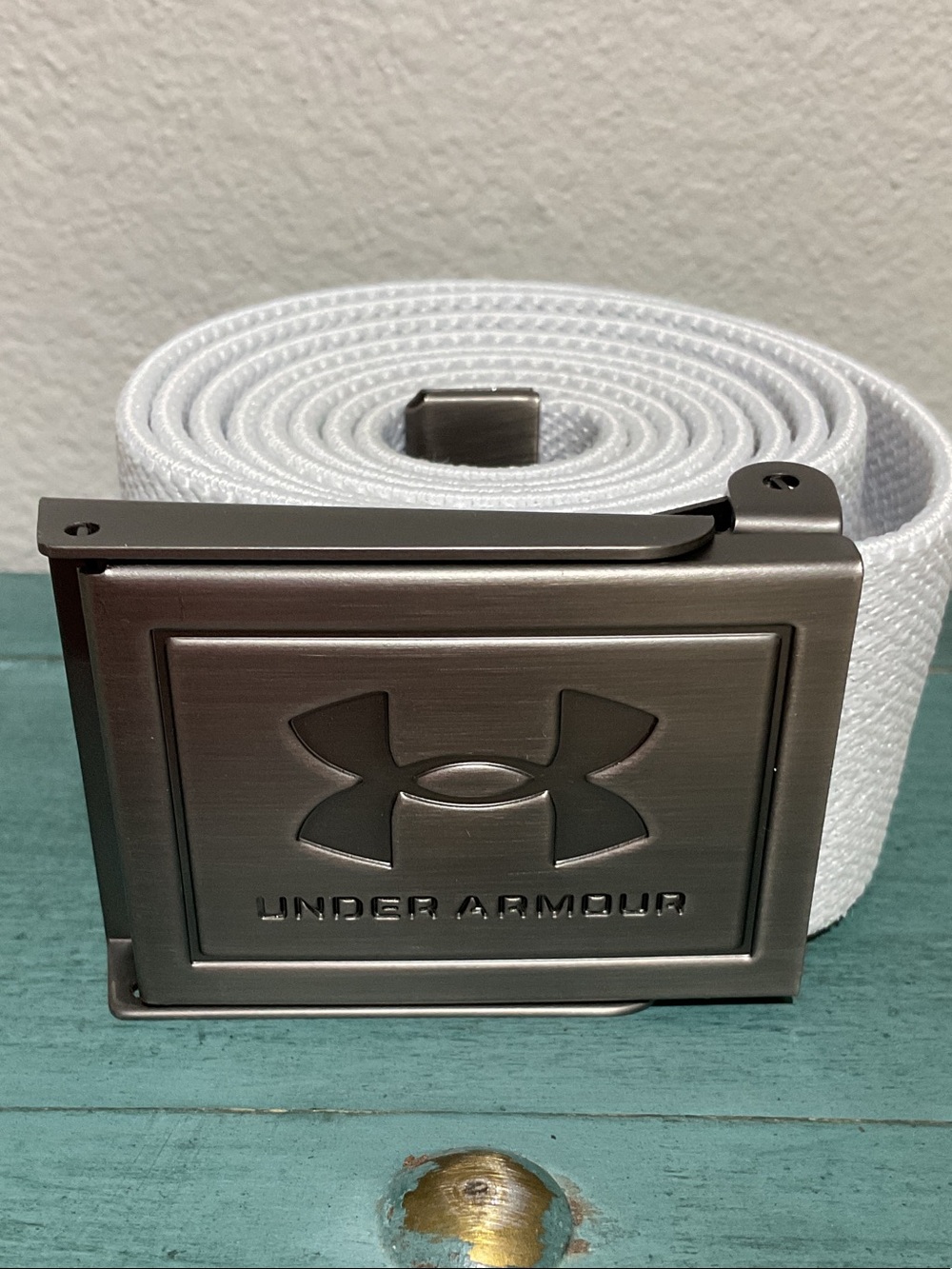 Under Armour White Webbing Belt with Gunmetal Buckle